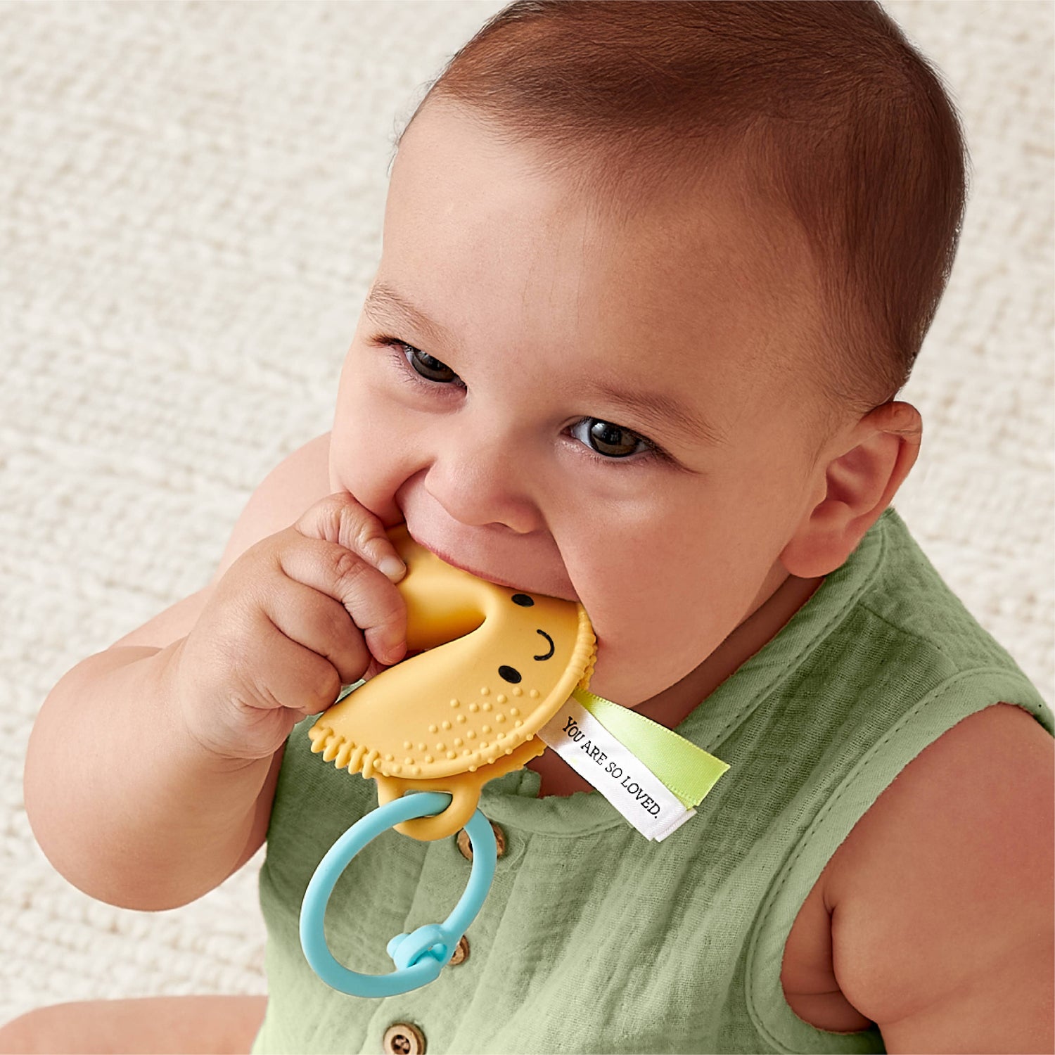 Itzy Treat™ - Fortune Cookie Teether
