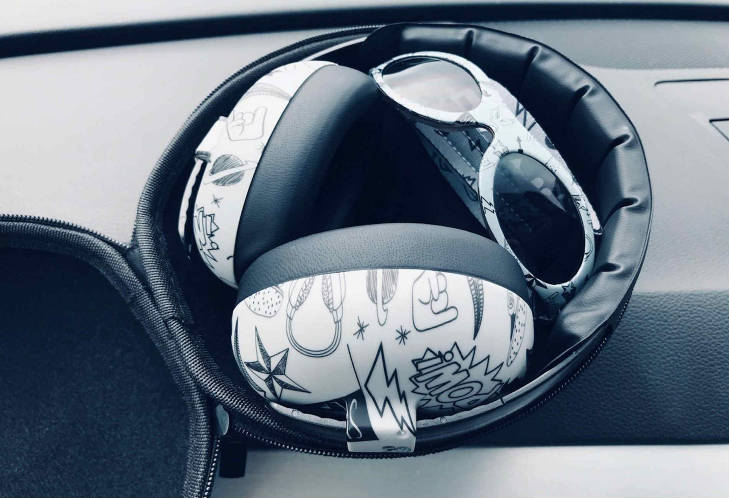 BANZ Earmuffs ZeeCase