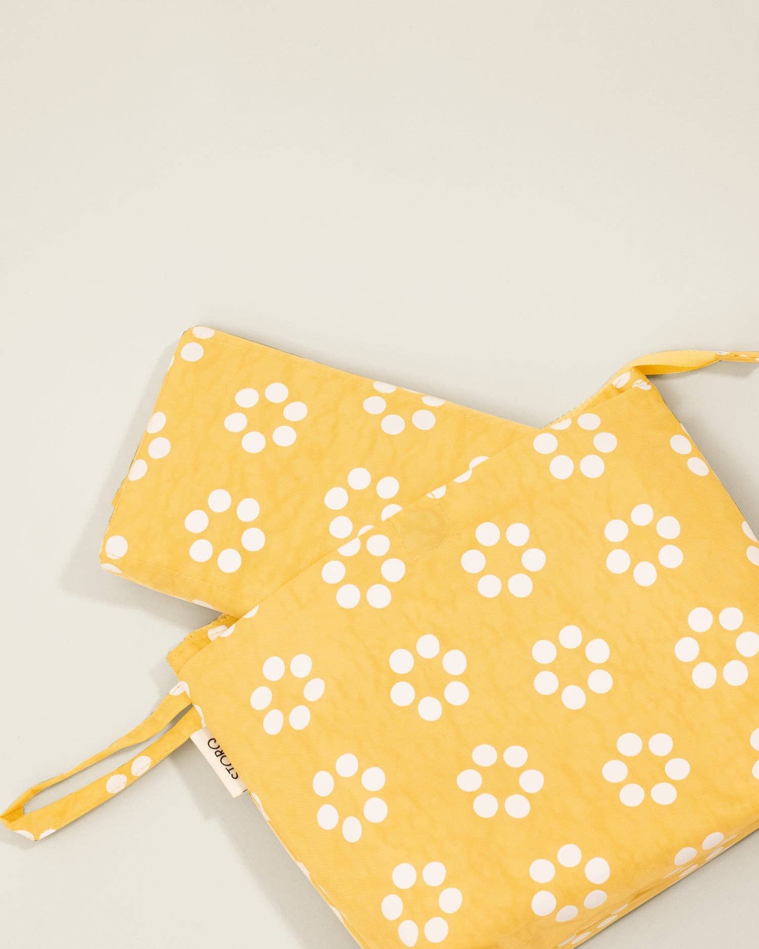 Storq x Kindred Bravely Quick Change Kit Bag
